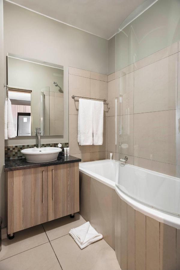 Aparthotel Cag The Atrium Rivonia à Johannesbourg Extérieur photo